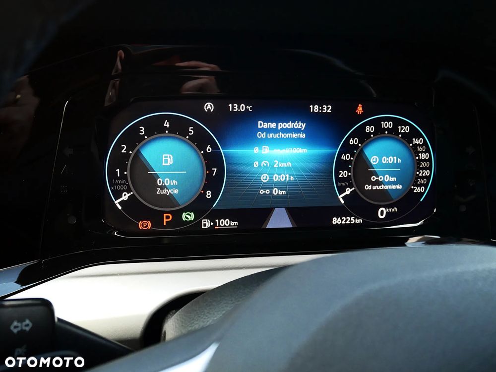 Volkswagen Golf 1.0 eTSI United DSG - 12