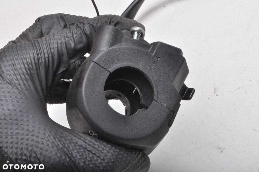 SUZUKI GSX-R 125 PRZEŁĄCZNIK - 6