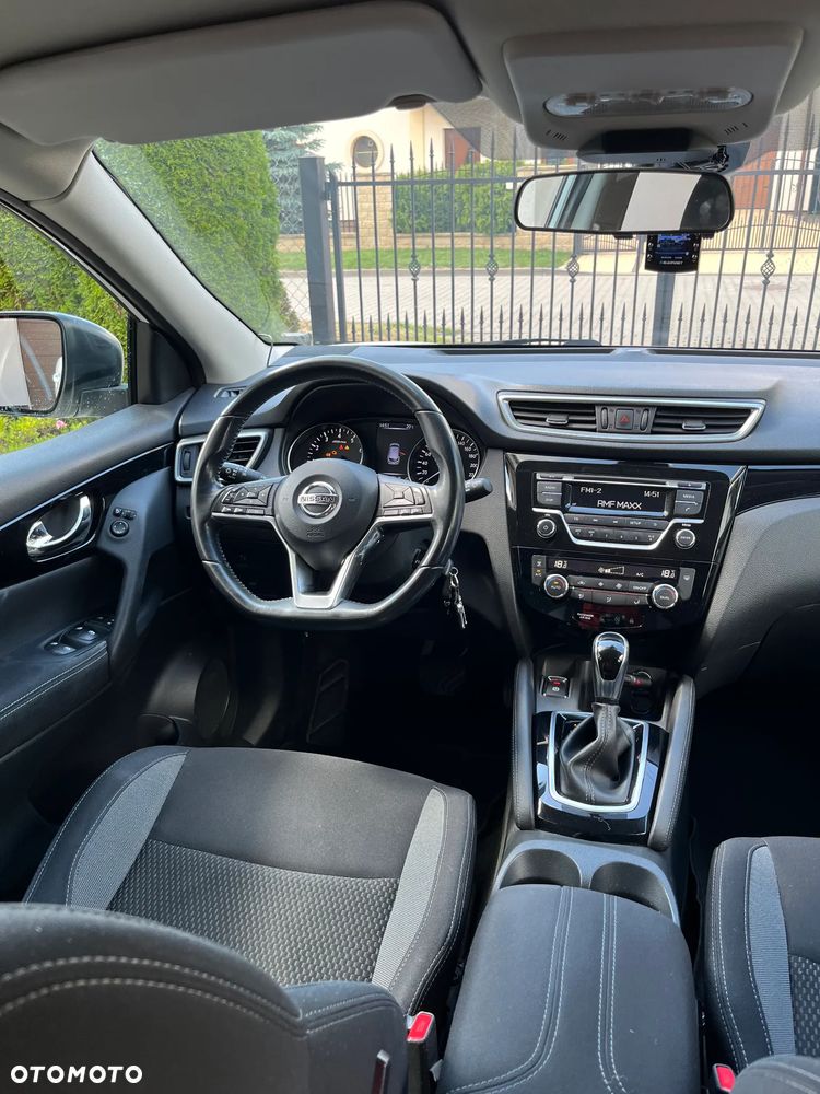 Nissan Qashqai - 10