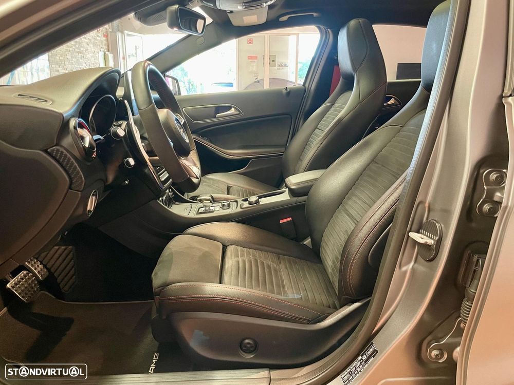 Mercedes-Benz A 45 AMG 4Matic Speedshift 7G-DCT - 19