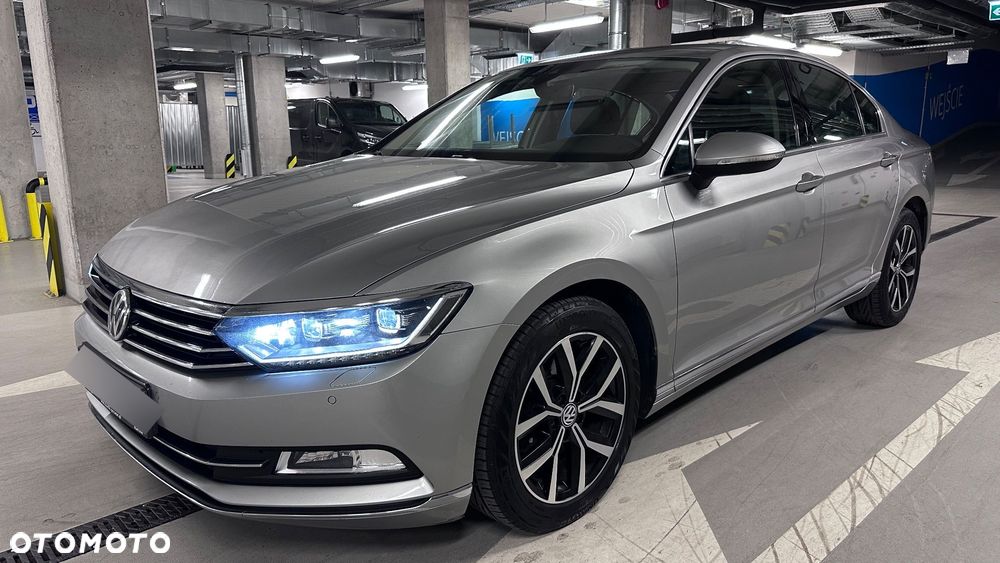 Volkswagen Passat 2.0 TDI BMT 4Mot Highline DSG - 1