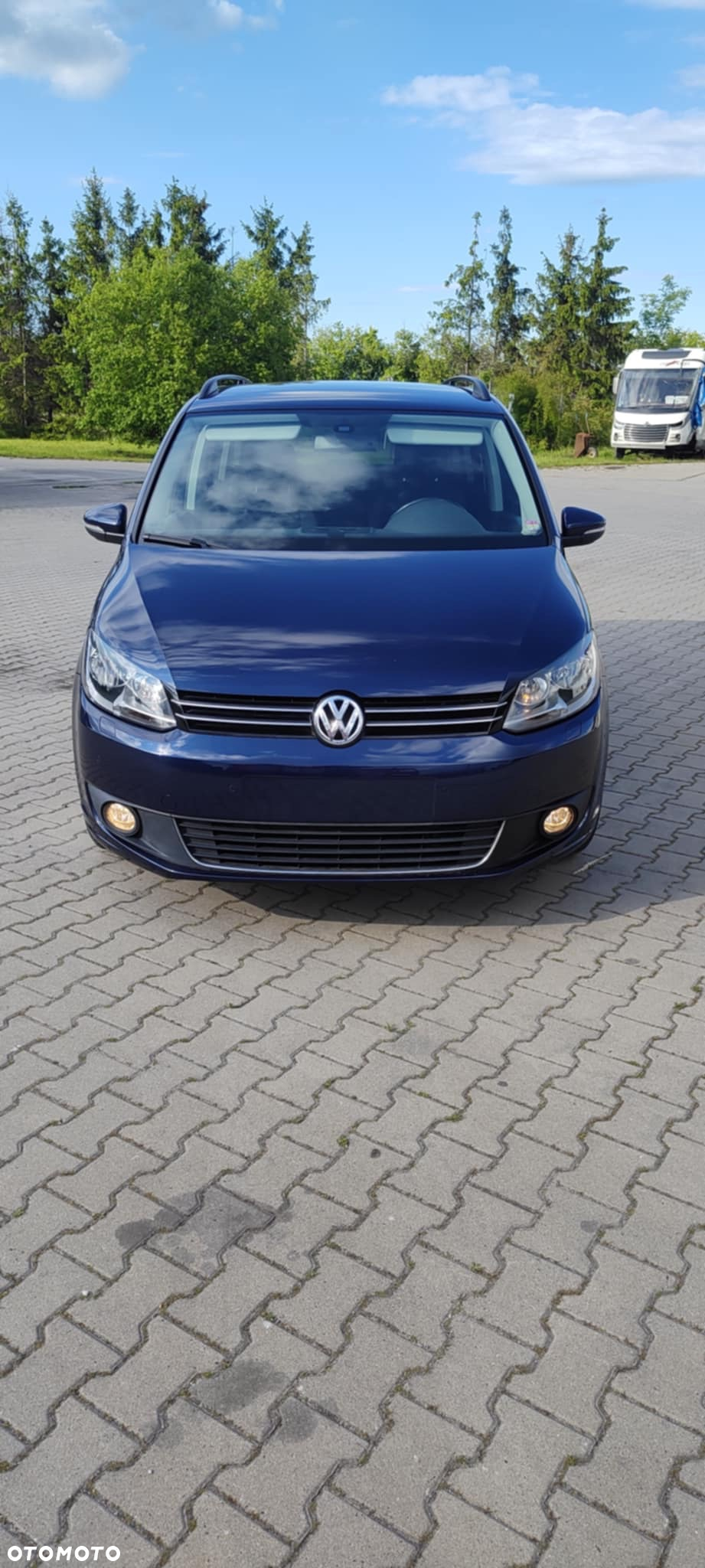 Volkswagen Touran 2.0 TDI DPF BlueMotion Technology Comfortline - 3
