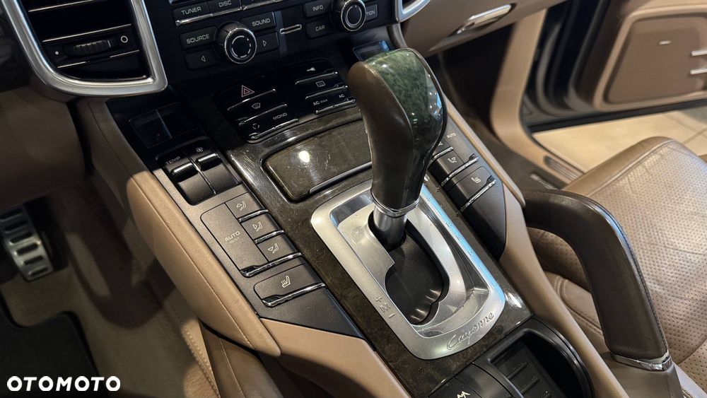 Porsche Cayenne S Tiptronic S - 24