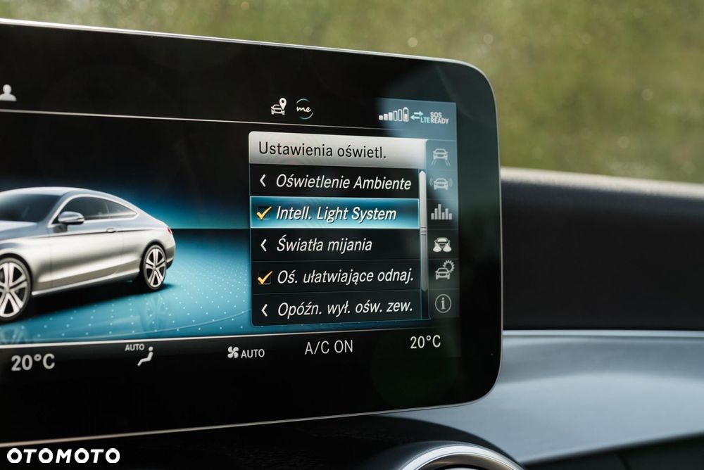 Mercedes-Benz Klasa C 300 9G-TRONIC - 23
