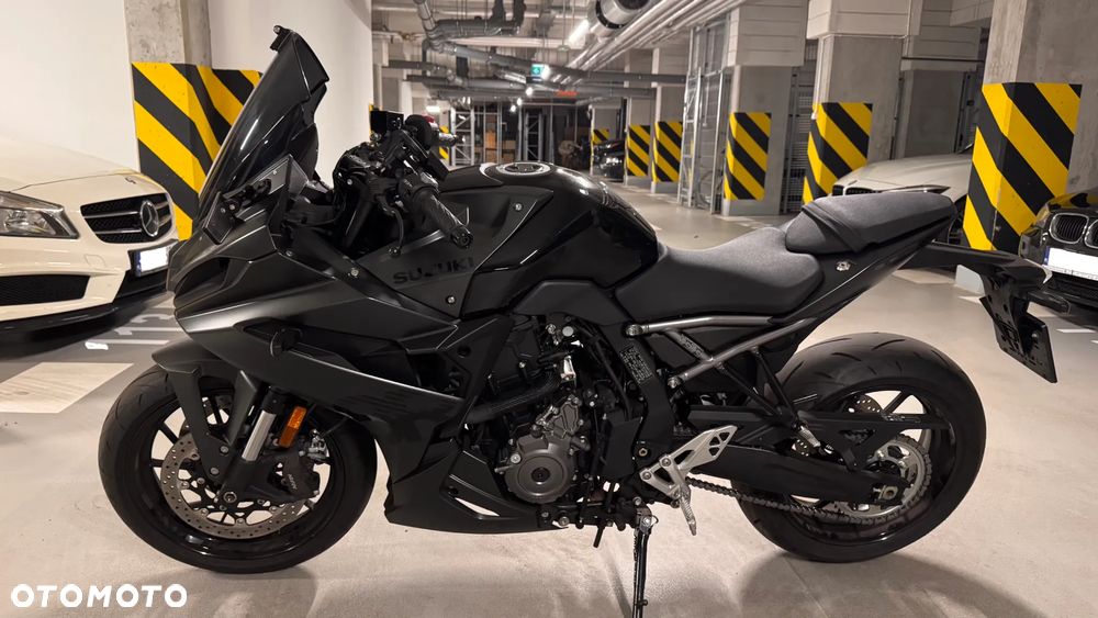 Suzuki GSX