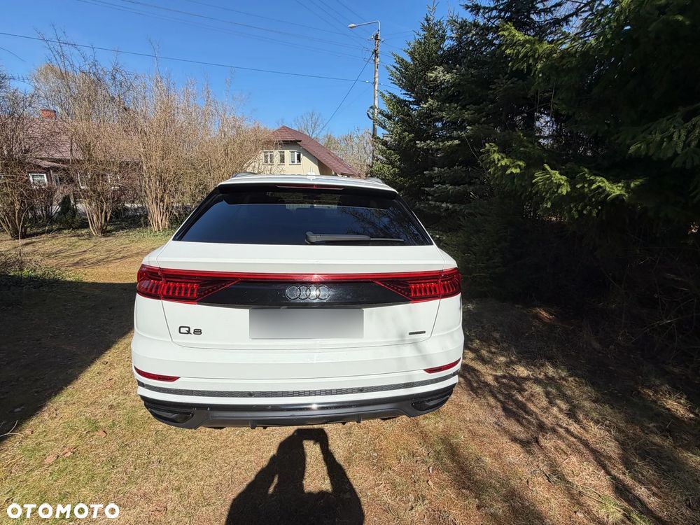 Audi Q8 2022 photo 4