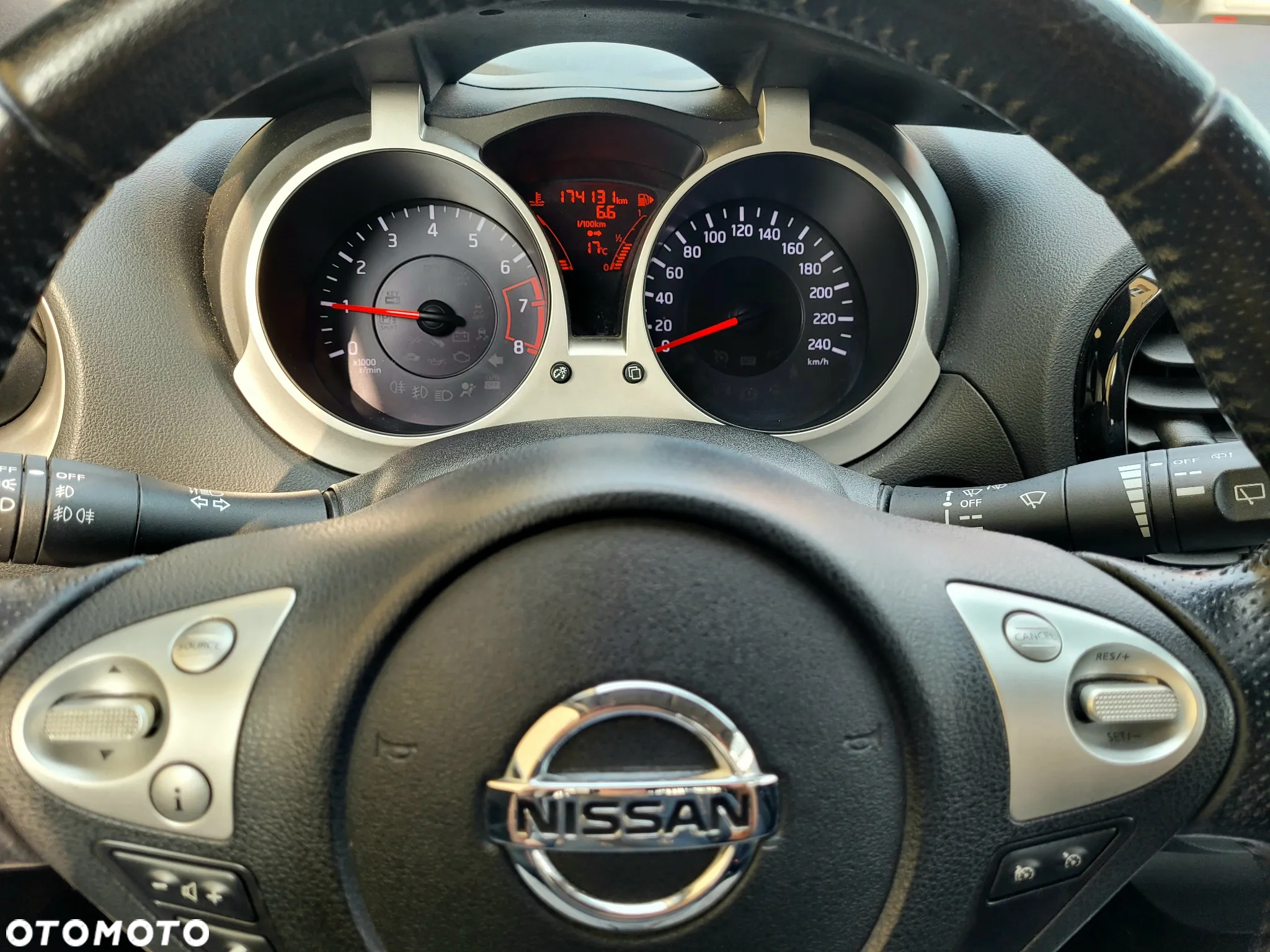 Nissan Juke - 16