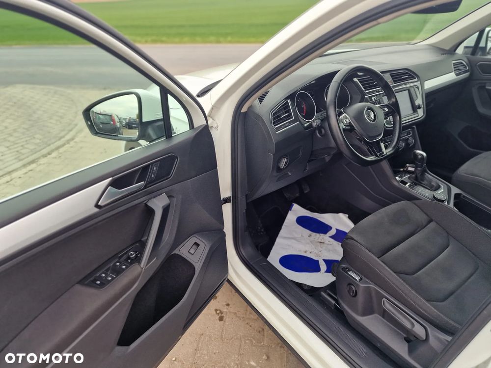 Volkswagen Tiguan 2.0 TDI SCR 4MOTION (BlueMotion Techn.) DSG Sound - 17
