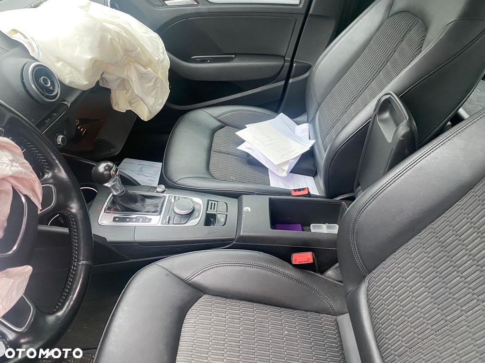 Audi A3 Sportback 2.0 TDI S tronic Ambition - 8