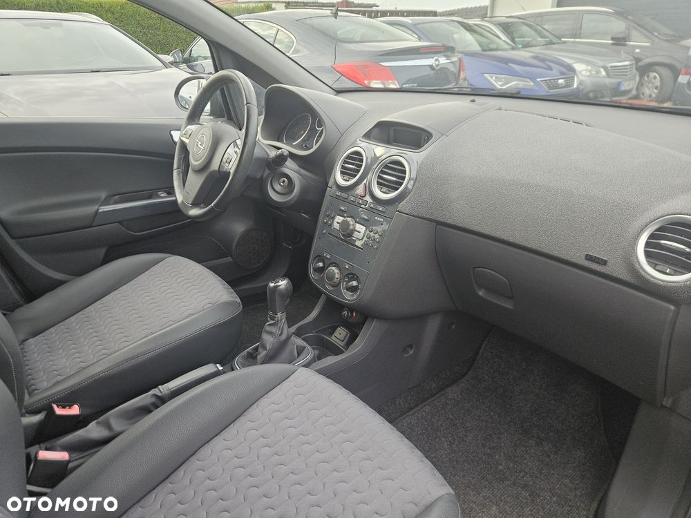 Opel Corsa - 8