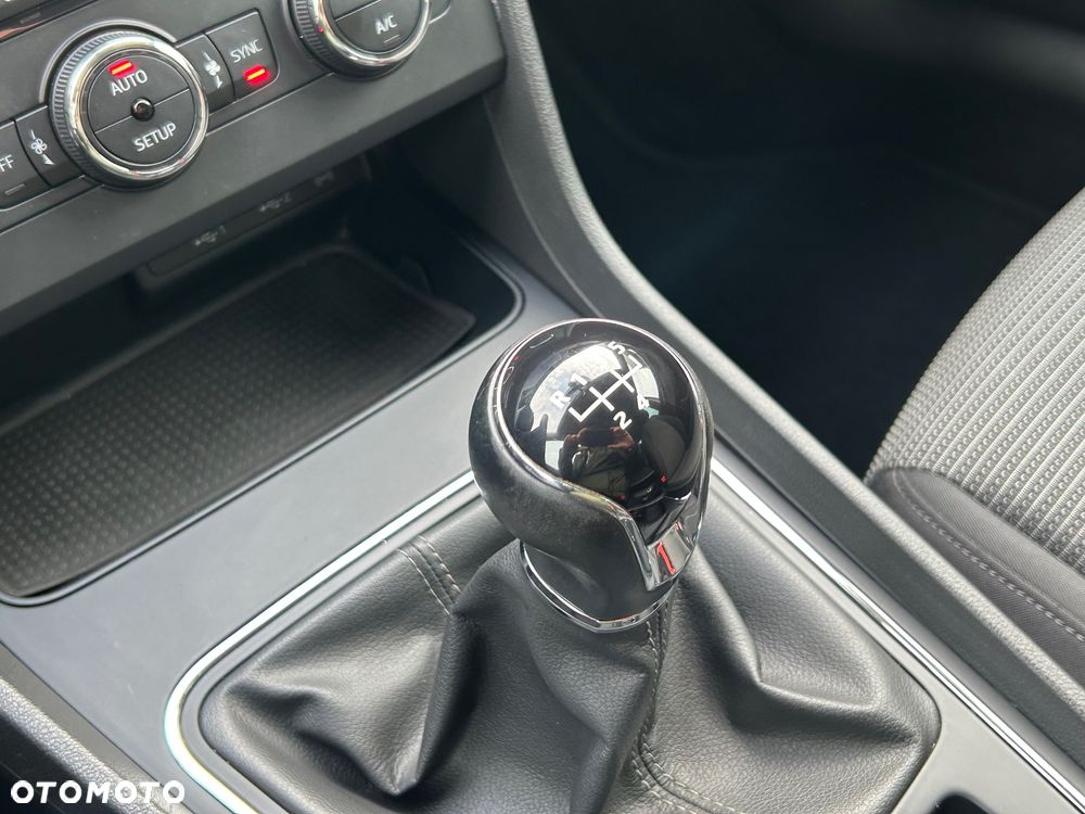 Seat Leon 1.6 TDI Xcellence - 28