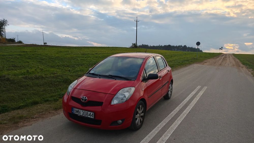 Toyota Yaris - 2