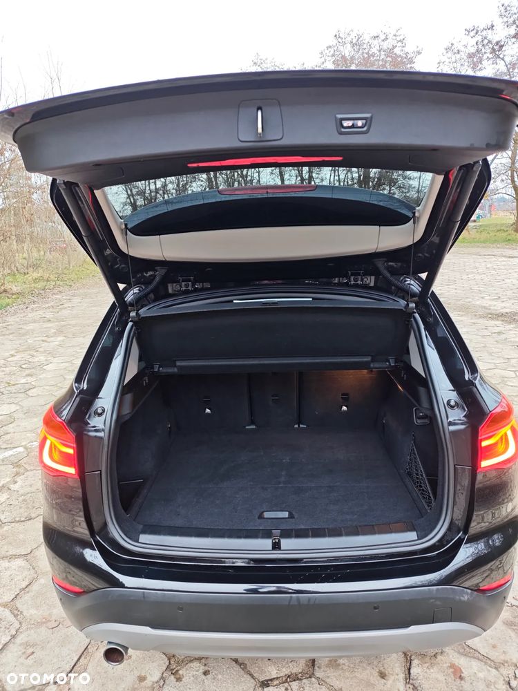 BMW X1 xDrive18d Advantage sport - 21