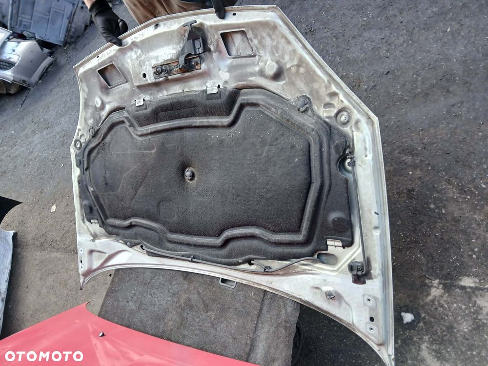 Renault Clio II Lift, Renault Thalia Maska kod lakieru NV632 - 5