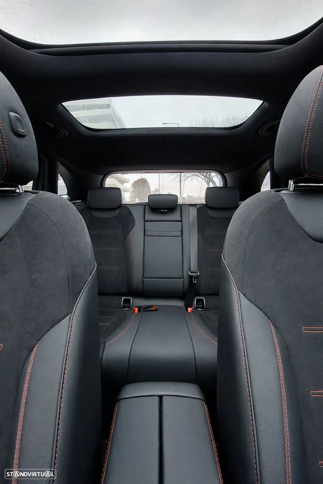 Mercedes-Benz EQA 300 4Matic AMG Line - 12