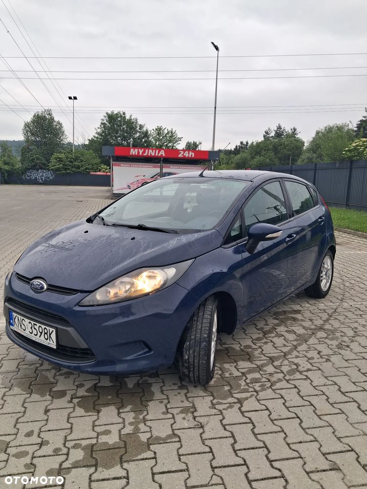 Ford Fiesta 1.4 TDCi Ambiente - 14