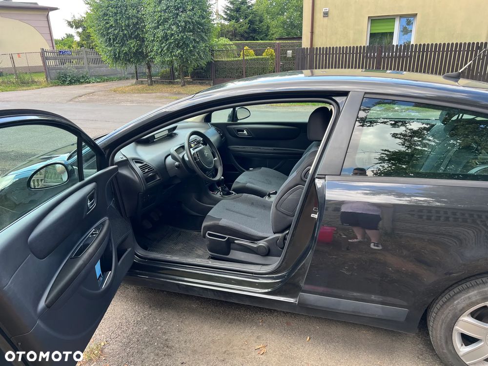 Citroën C4 1.4 16V VTR - 8