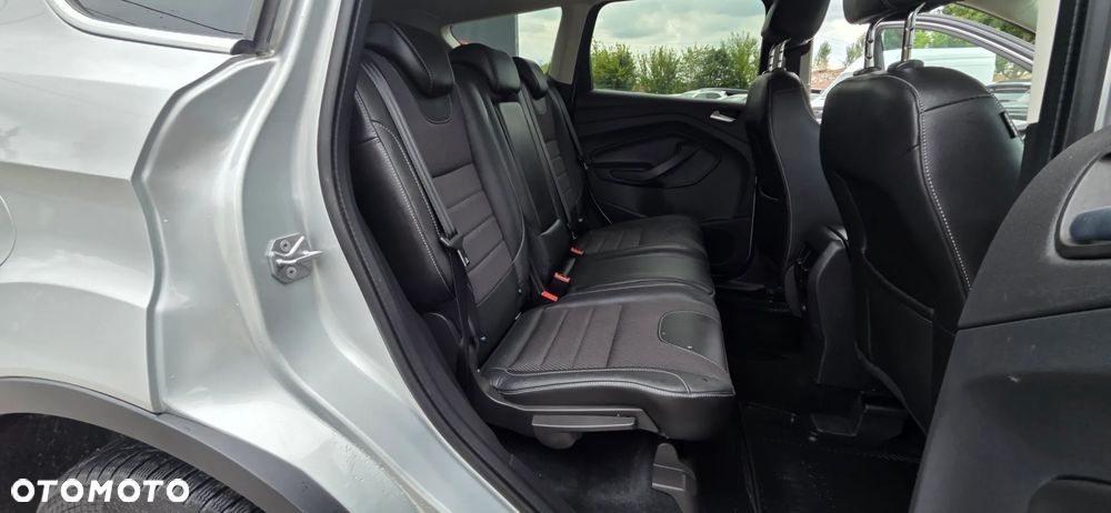 Ford Kuga 2.0 TDCi 4x4 Titanium - 33