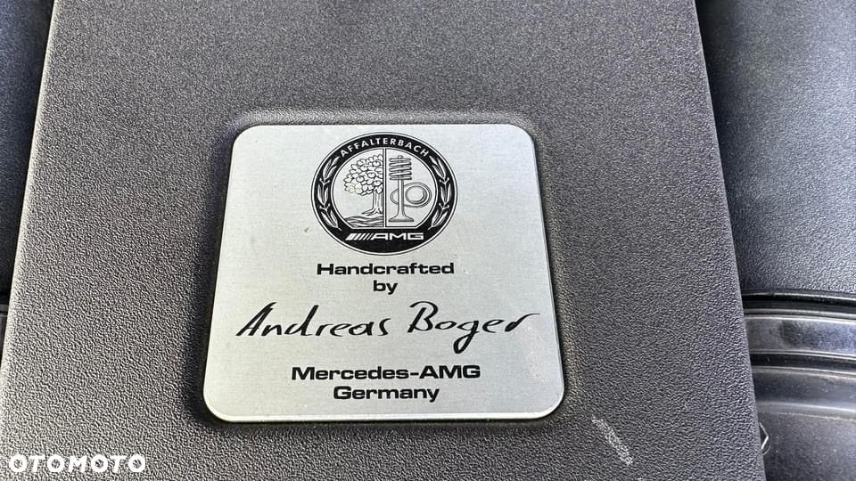 Mercedes-Benz SL 63 AMG - 10