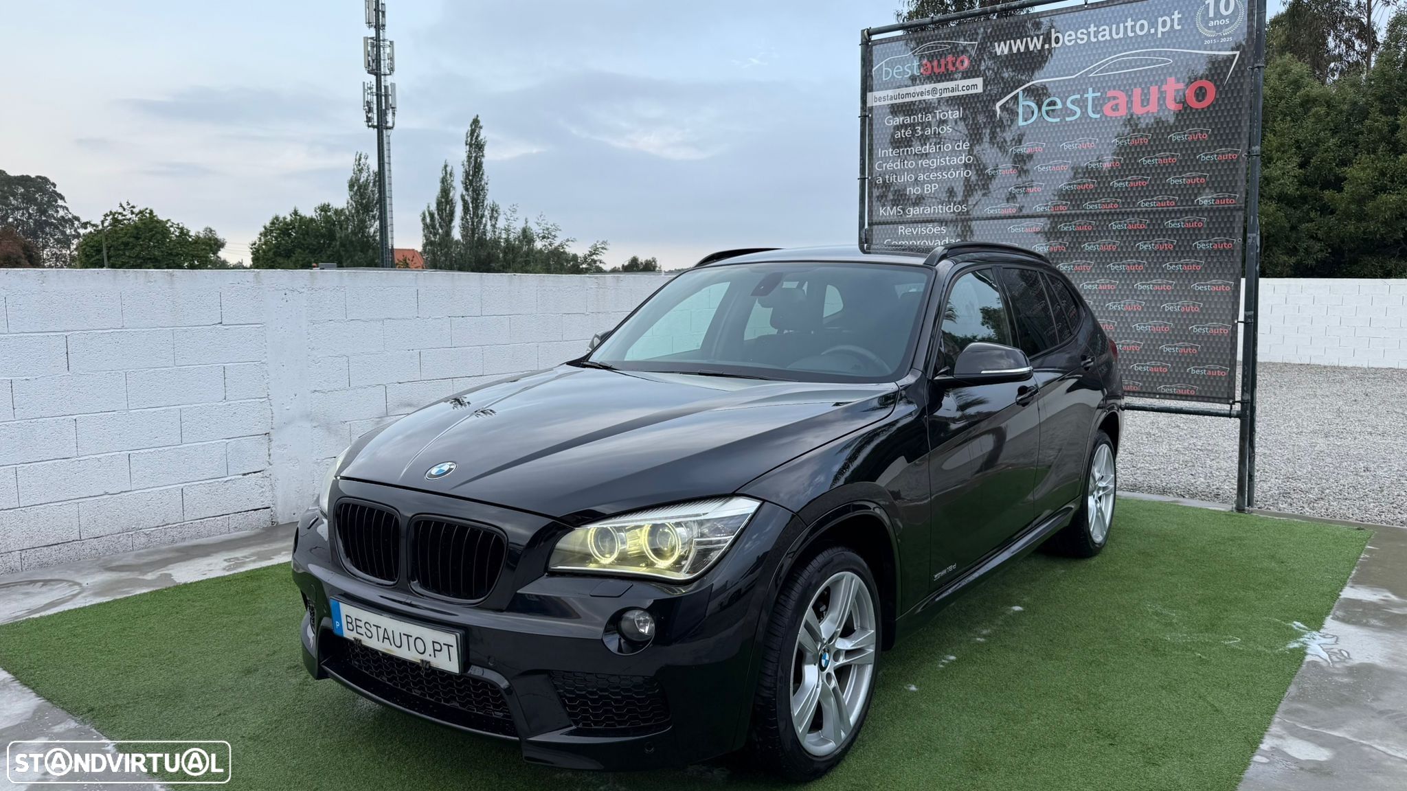 BMW X1 18 d sDrive Auto Pack M - 1