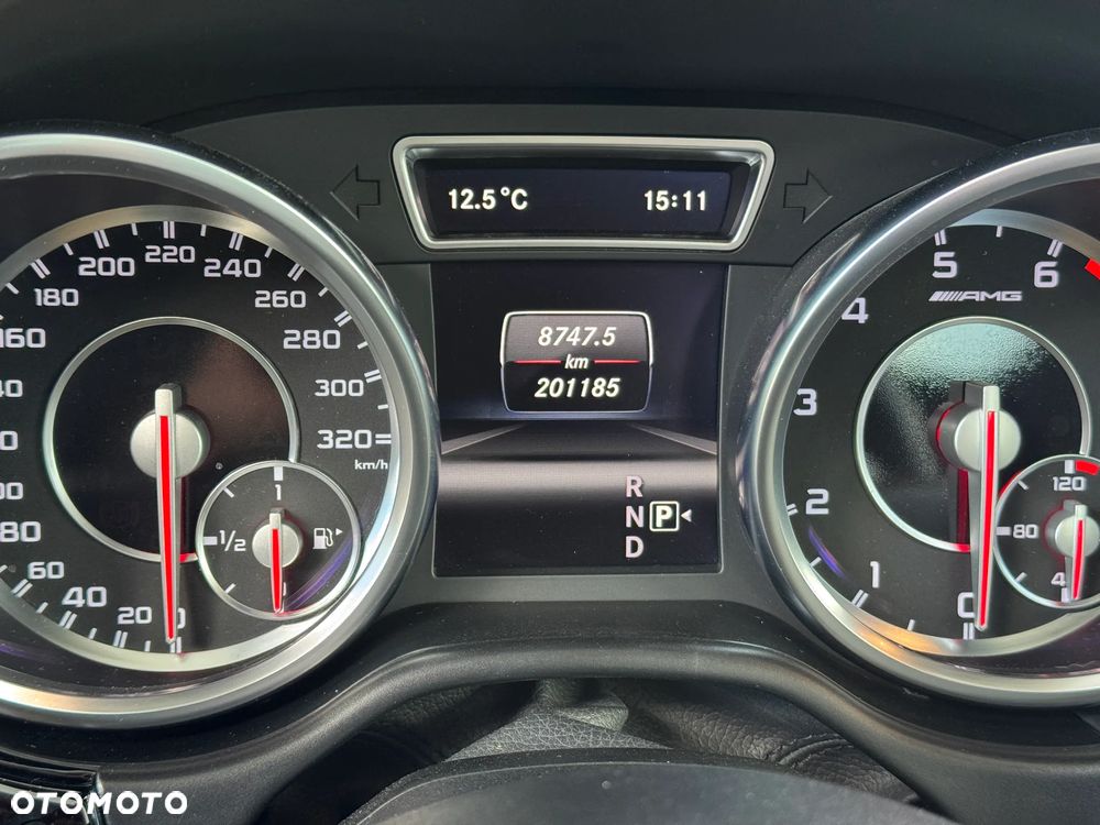 Mercedes-Benz ML 63 AMG 4-Matic - 21