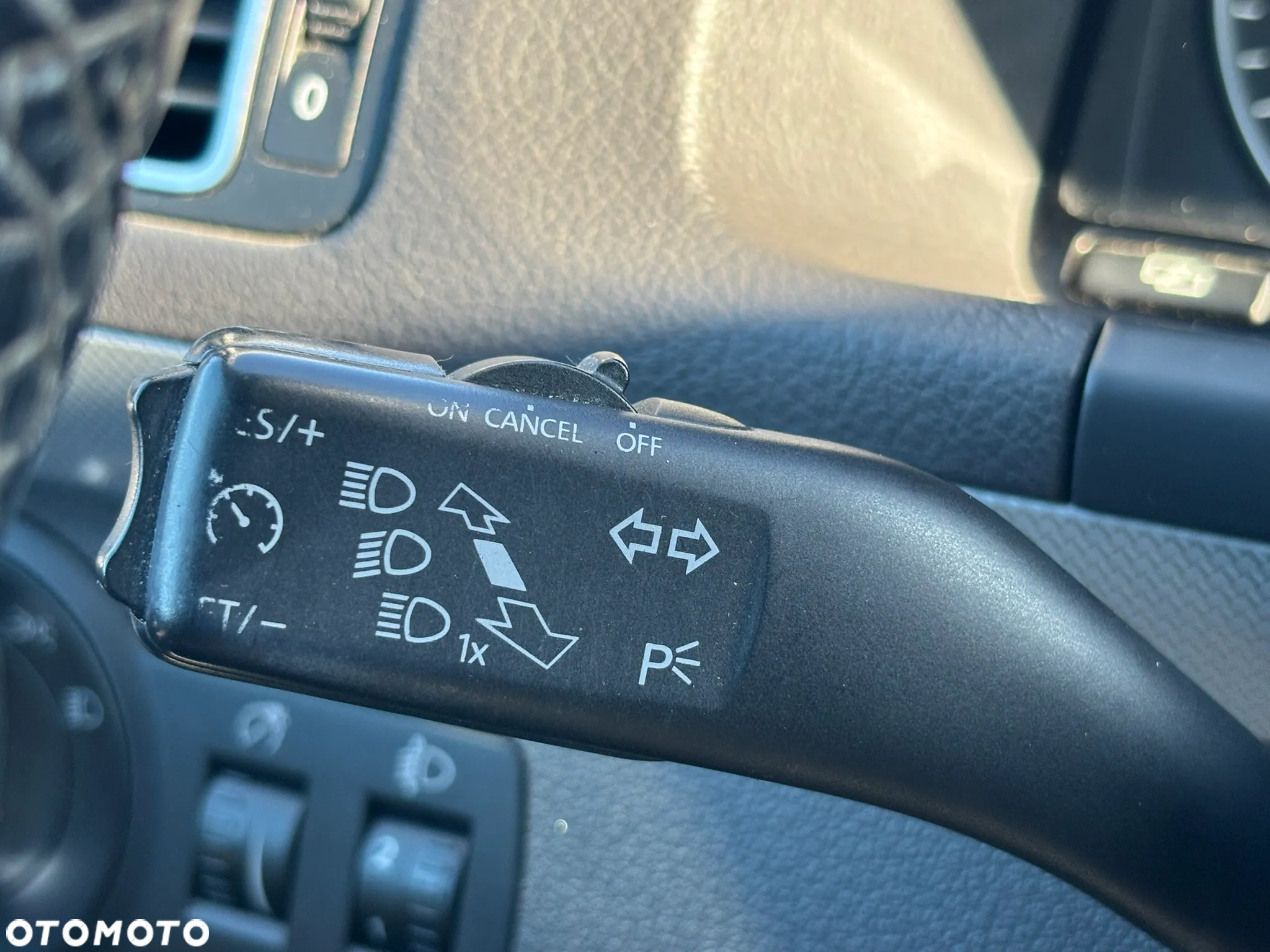 Volkswagen Touran 1.6 TDI DPF MATCH - 15