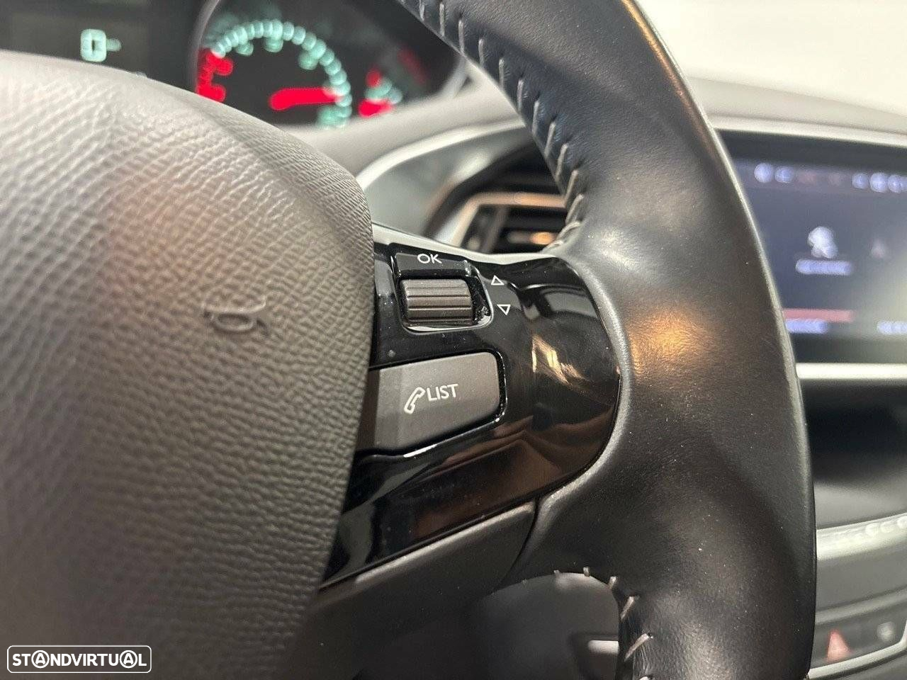 Peugeot 308 1.5 BlueHDi Style - 20