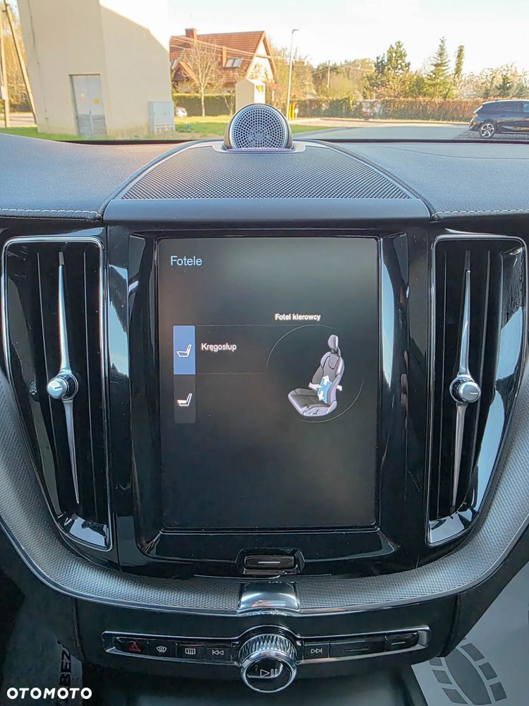 Volvo XC 60 B5 D AWD Geartronic RDesign - 27
