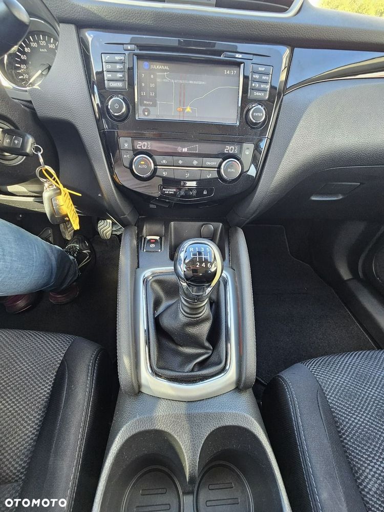 Nissan Qashqai 1.2 DIG-T Tekna EU6 - 29