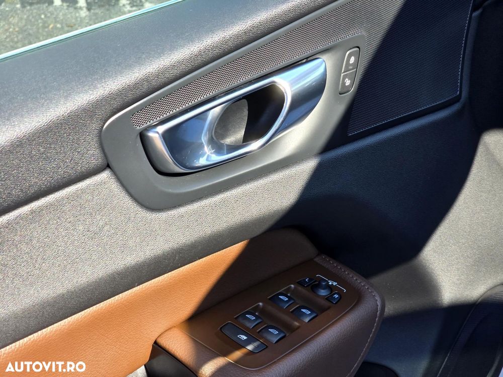 Volvo XC 60 Recharge T6 Twin Engine eAWD Inscription Expression - 10