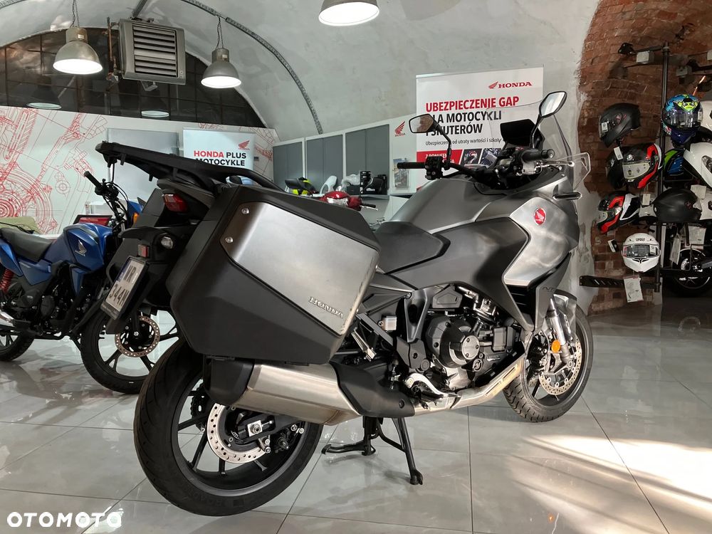 Honda NT - 3