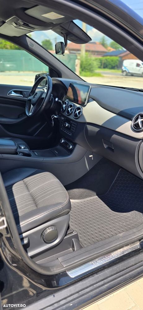Mercedes-Benz B 200 - 15