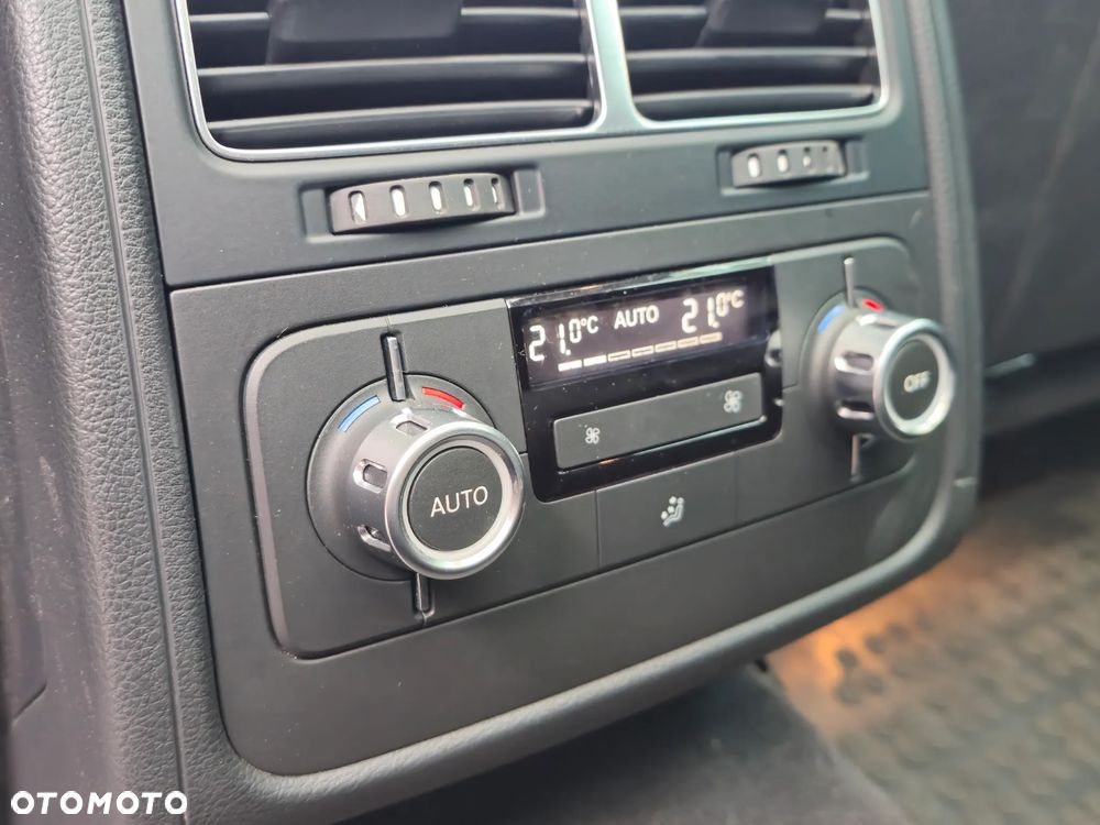 Volkswagen Touareg 3.0 V6 TDI BMT - 15