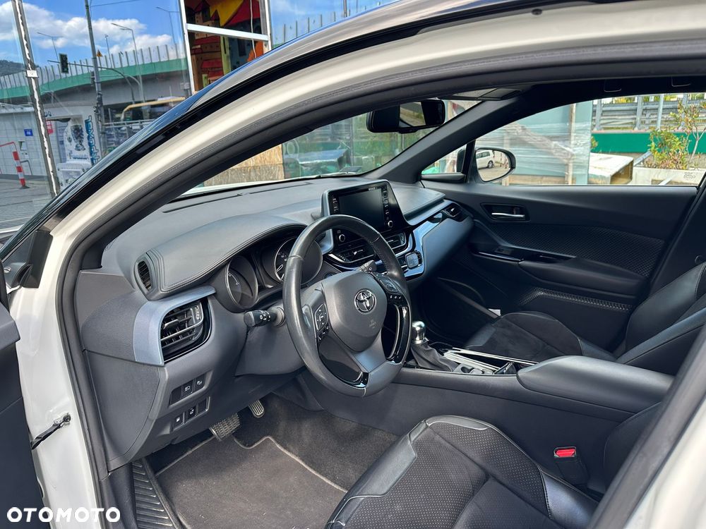 Toyota C-HR - 9