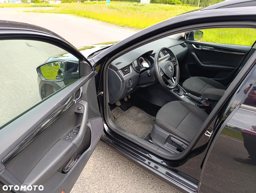 Skoda Octavia 1.6 TDI Ambition - 9
