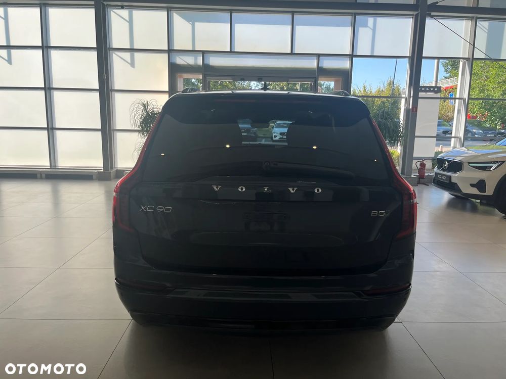 Volvo XC 90 B5 B AWD Ultra Dark 7os - 7