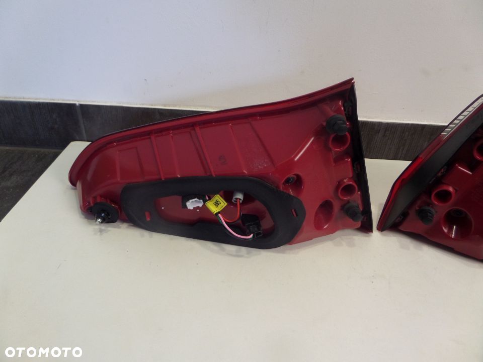 HYUNDAI TUCSON 15-18 LED LAMPA TYŁ W KLAPE PRAWA LEWA EUROPA - 7