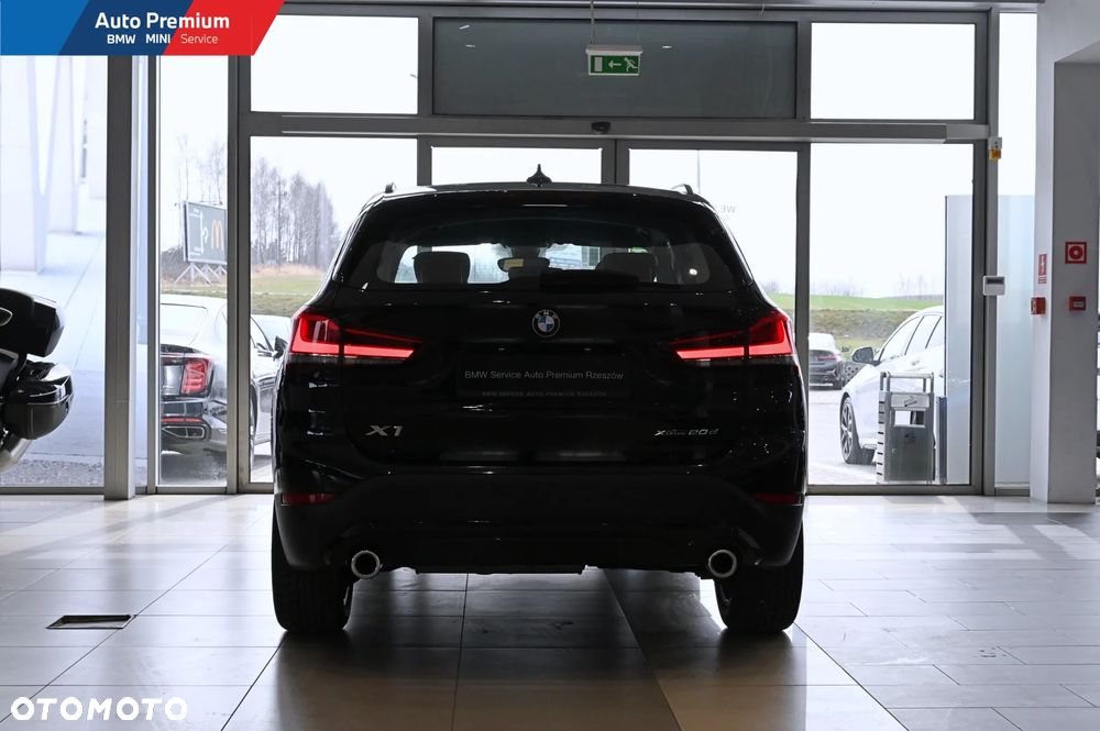 BMW X1 xDrive20d Sport Line - 20