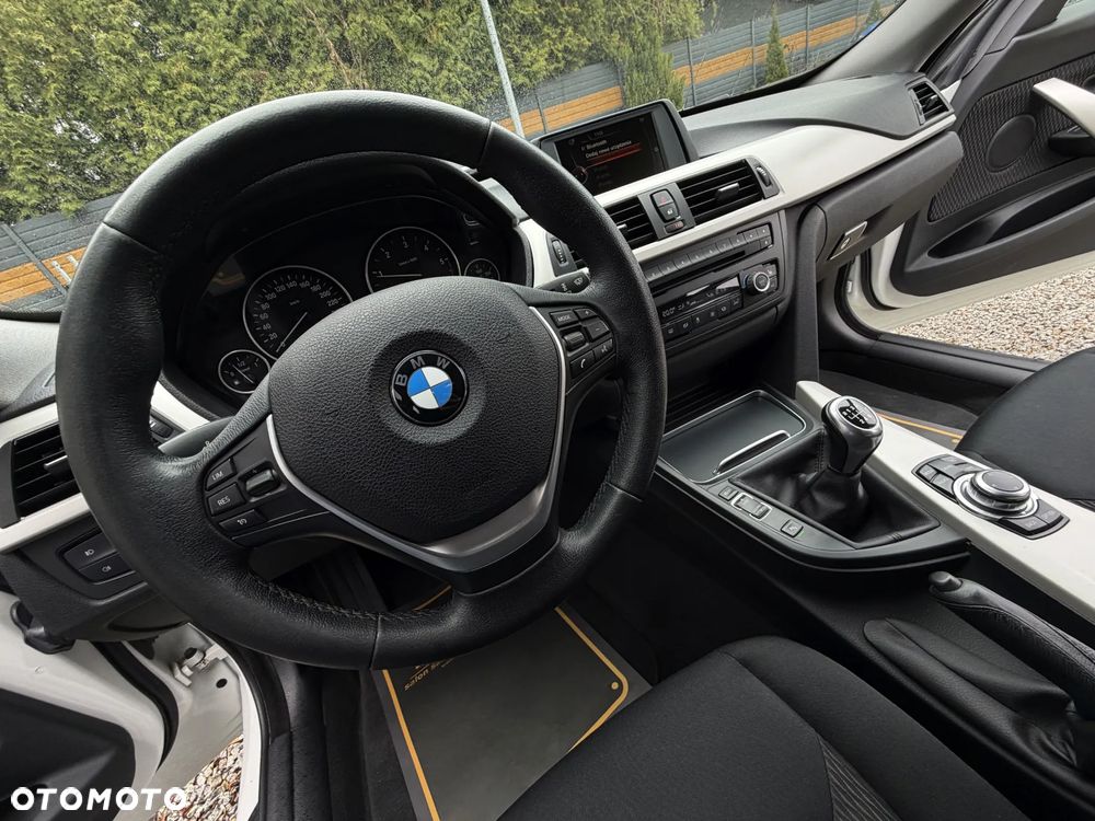 BMW 3GT 320d Advantage sport - 28