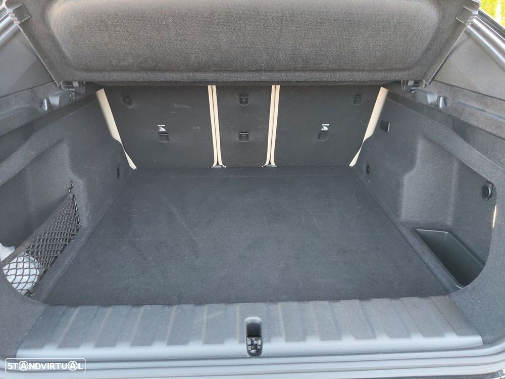 BMW iX2 eDrive20 Pack Desportivo M - 35