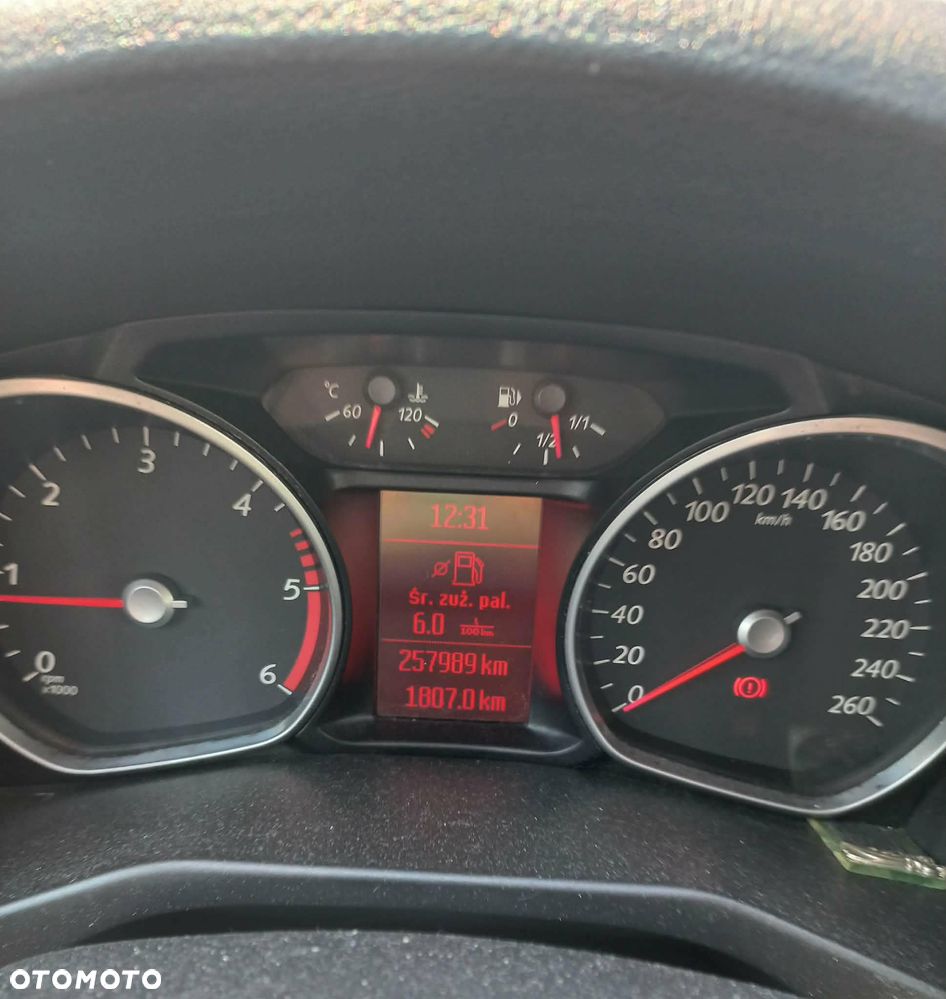 Ford Mondeo - 9