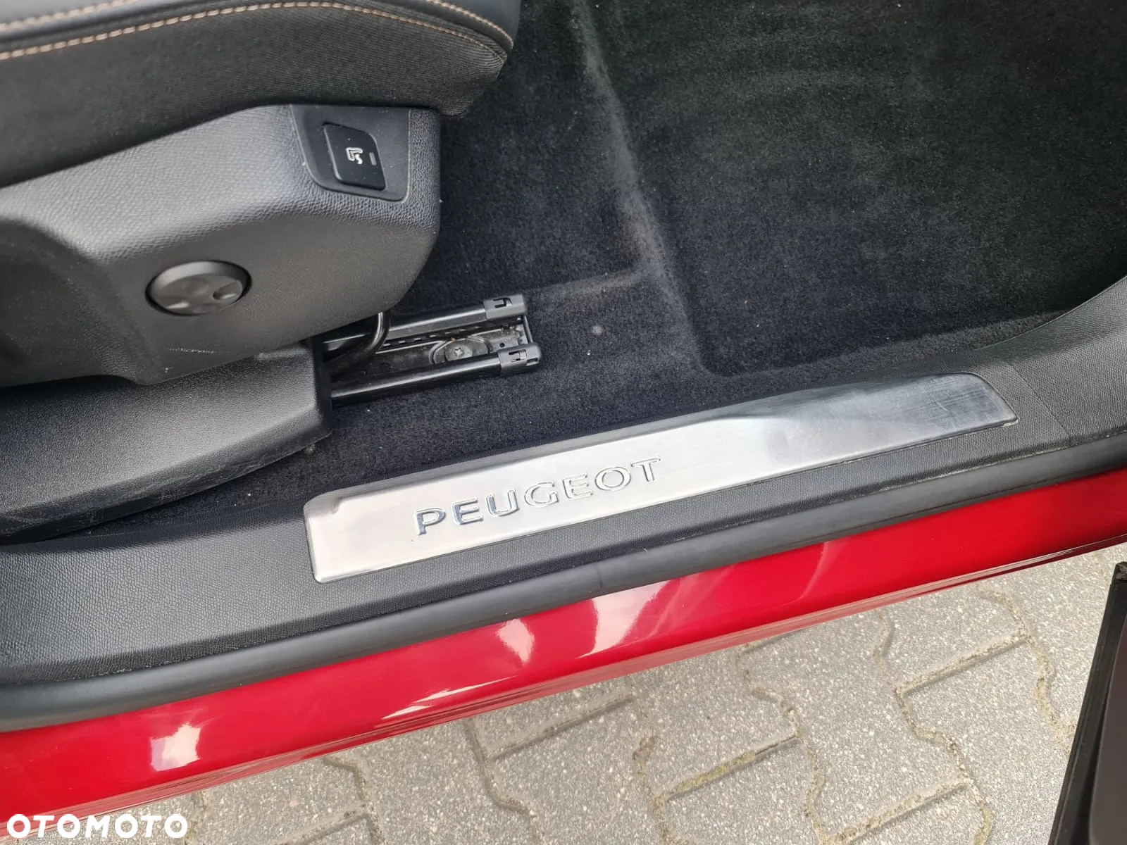 Peugeot 5008 2.0 BlueHDi GT Pack S&S EAT8 - 24