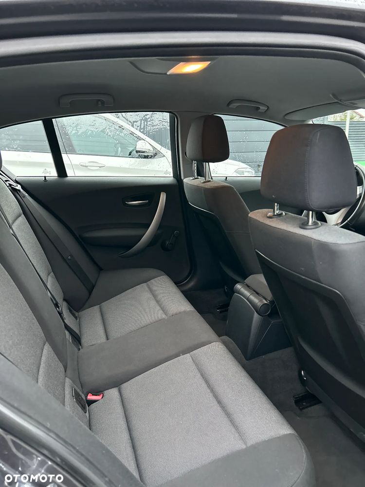 BMW Seria 1 116i - 14