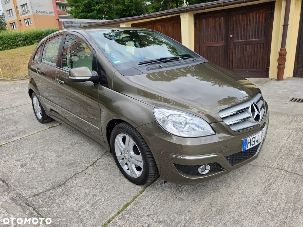 Mercedes-Benz Klasa B 180 CDI Autotronic Grand Edition - 6