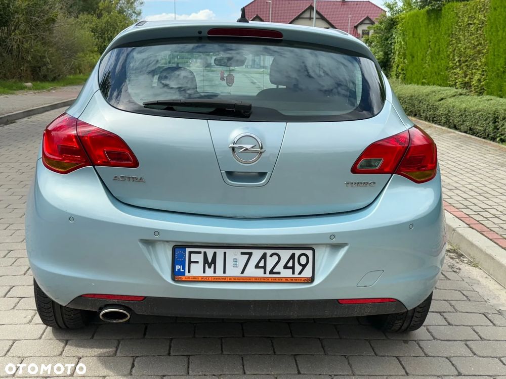Opel Astra 1.4 Turbo - 10