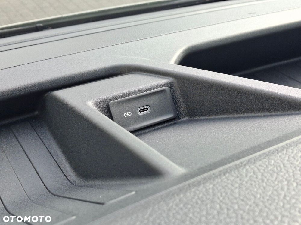 Volkswagen Crafter - 28