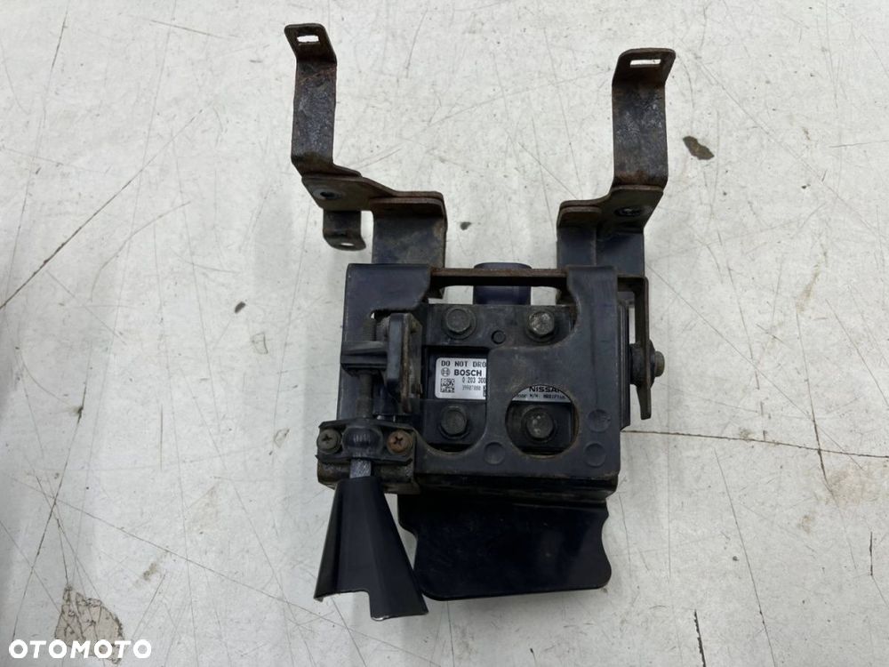 Radar Nissan X-Trail III T32 Rogue 13-21r. sensor czujnik zmiany pasa distronic kosz mocowanie - 4