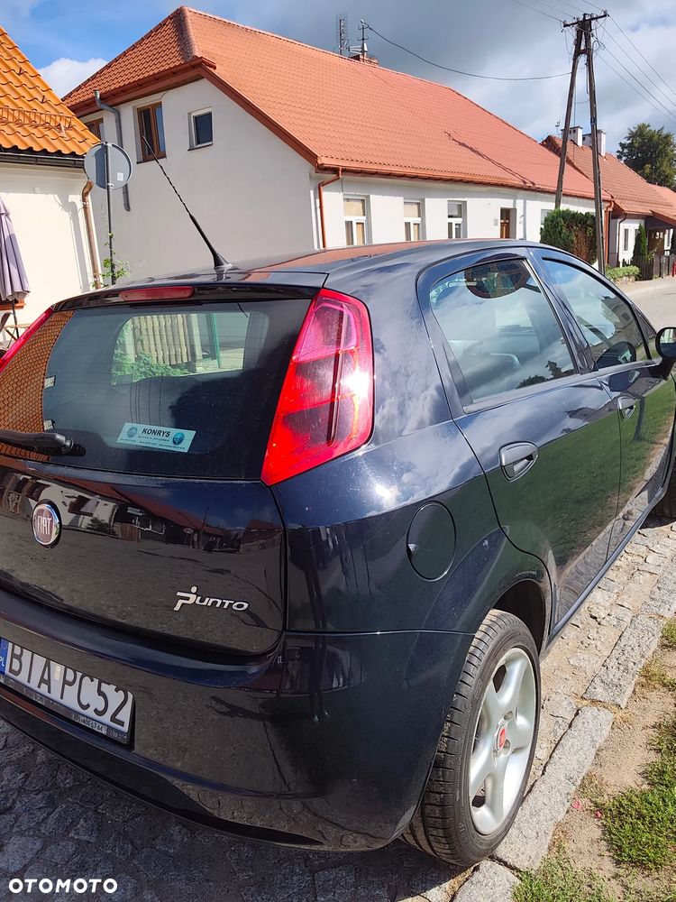 Fiat Grande Punto - 10
