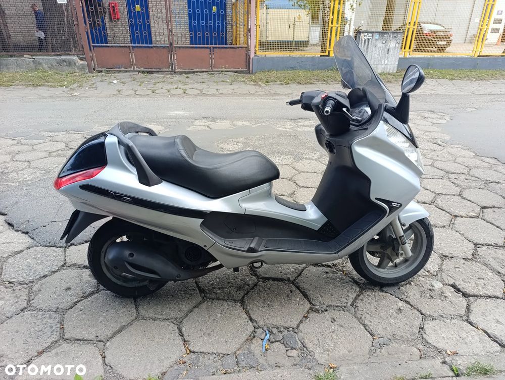 Piaggio X8 - 4