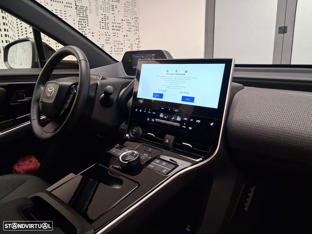 Toyota bZ4X 71,4 kWh Premium - 24